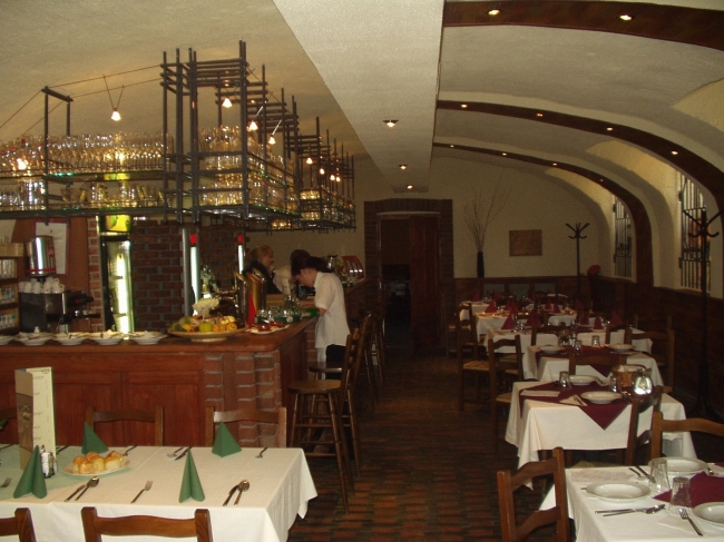 Szász Söröző Étterem